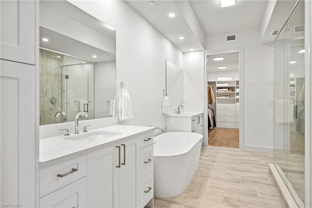 1125 Central Ave, Unit 562, Naples, FL 34102 Photo