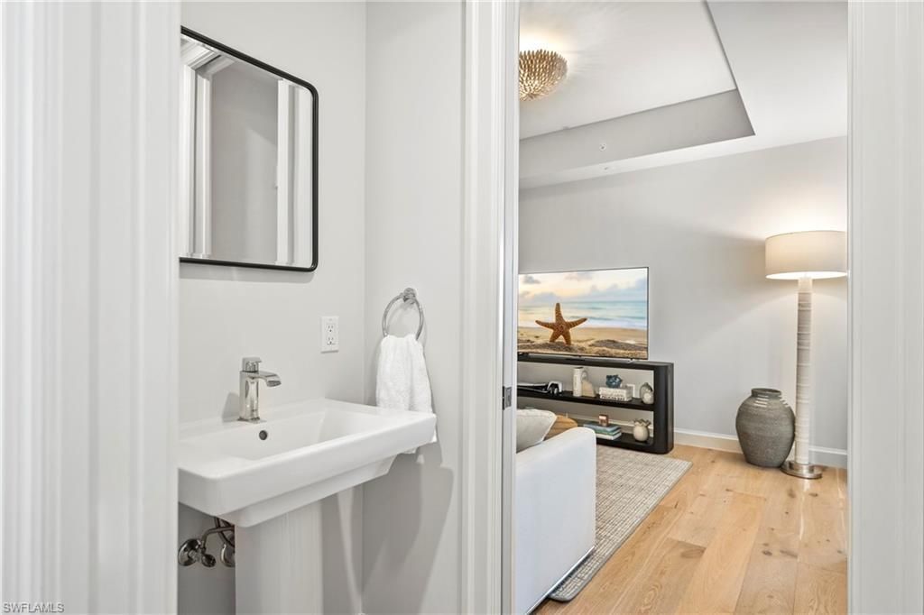 1125 Central Ave, Unit 562, Naples, FL 34102 Photo