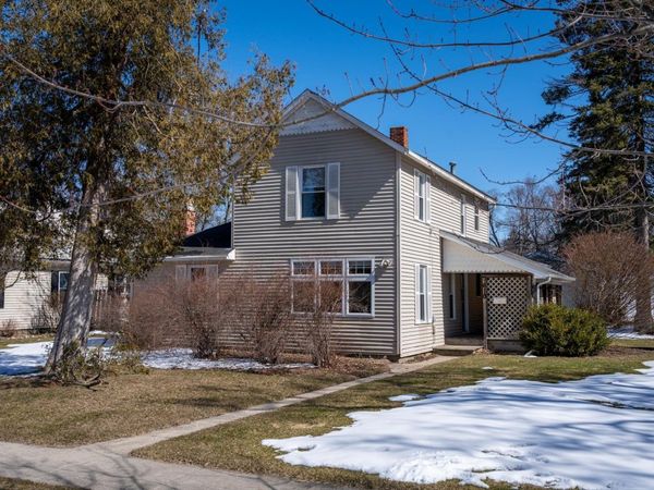 610 Fancher Avenue N, Mt Pleasant, MI 48858