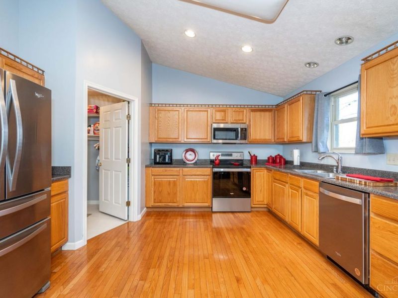 512 Fenwick Drive, Fairfield, OH 45014 Photo 10