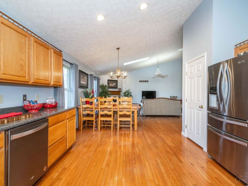512 Fenwick Drive, Fairfield, OH 45014 Photo 13