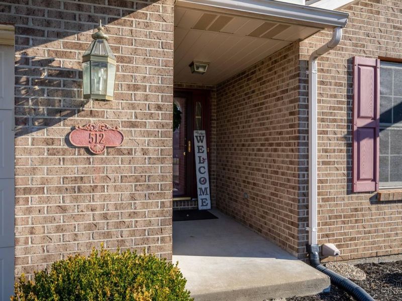 512 Fenwick Drive, Fairfield, OH 45014 Photo 2