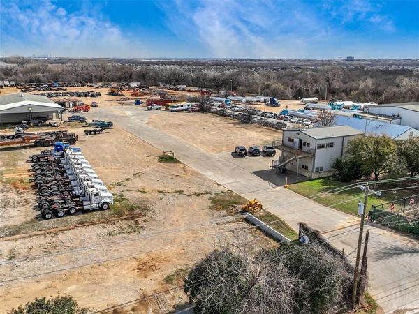 3550 S Main Street, Fort Worth, TX 76040
