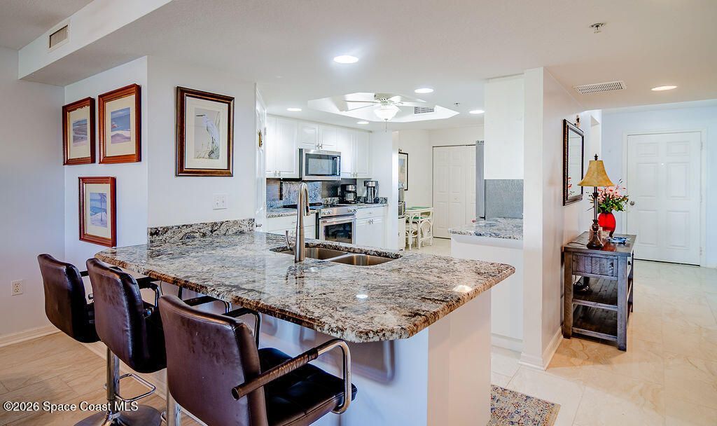 8871 Lake Drive, Unit 302, Cape Canaveral, FL 32920 Photo