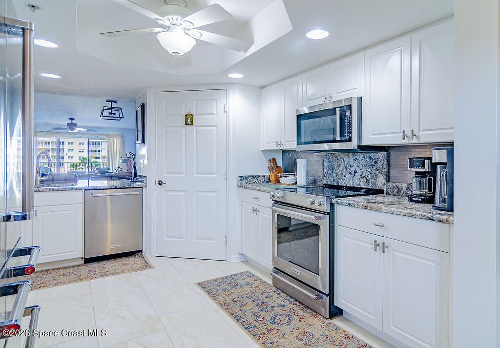 8871 Lake Drive, Unit 302, Cape Canaveral, FL 32920 Photo
