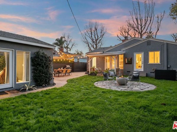 5652 Bevis Avenue, Sherman Oaks, CA 91411