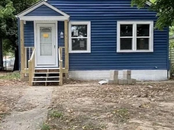 4405 S Park Drive, Fort Wayne, IN 46806