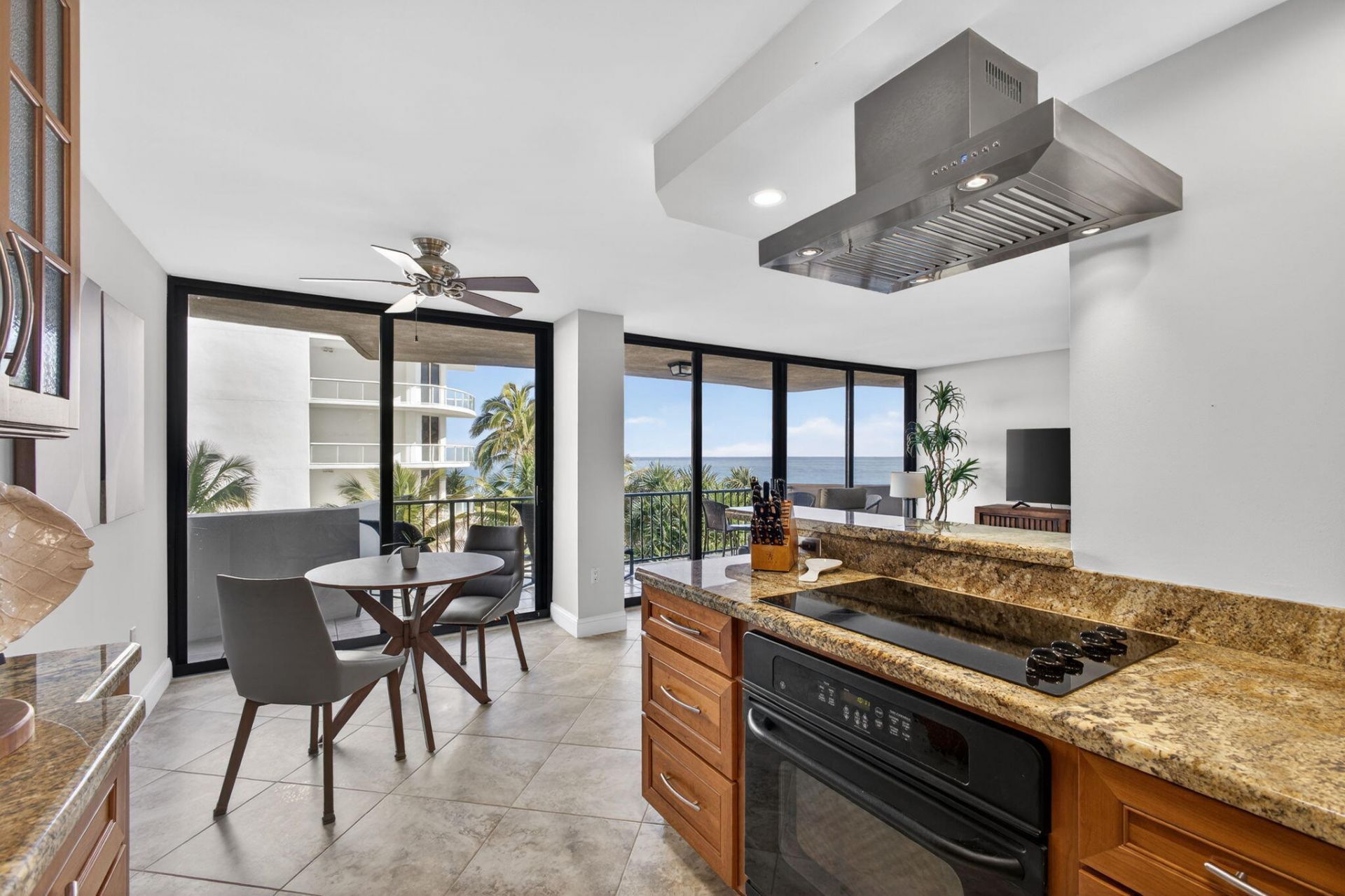 4200 N Ocean Drive, Unit 1-406, Singer Island, FL 33404 Photo