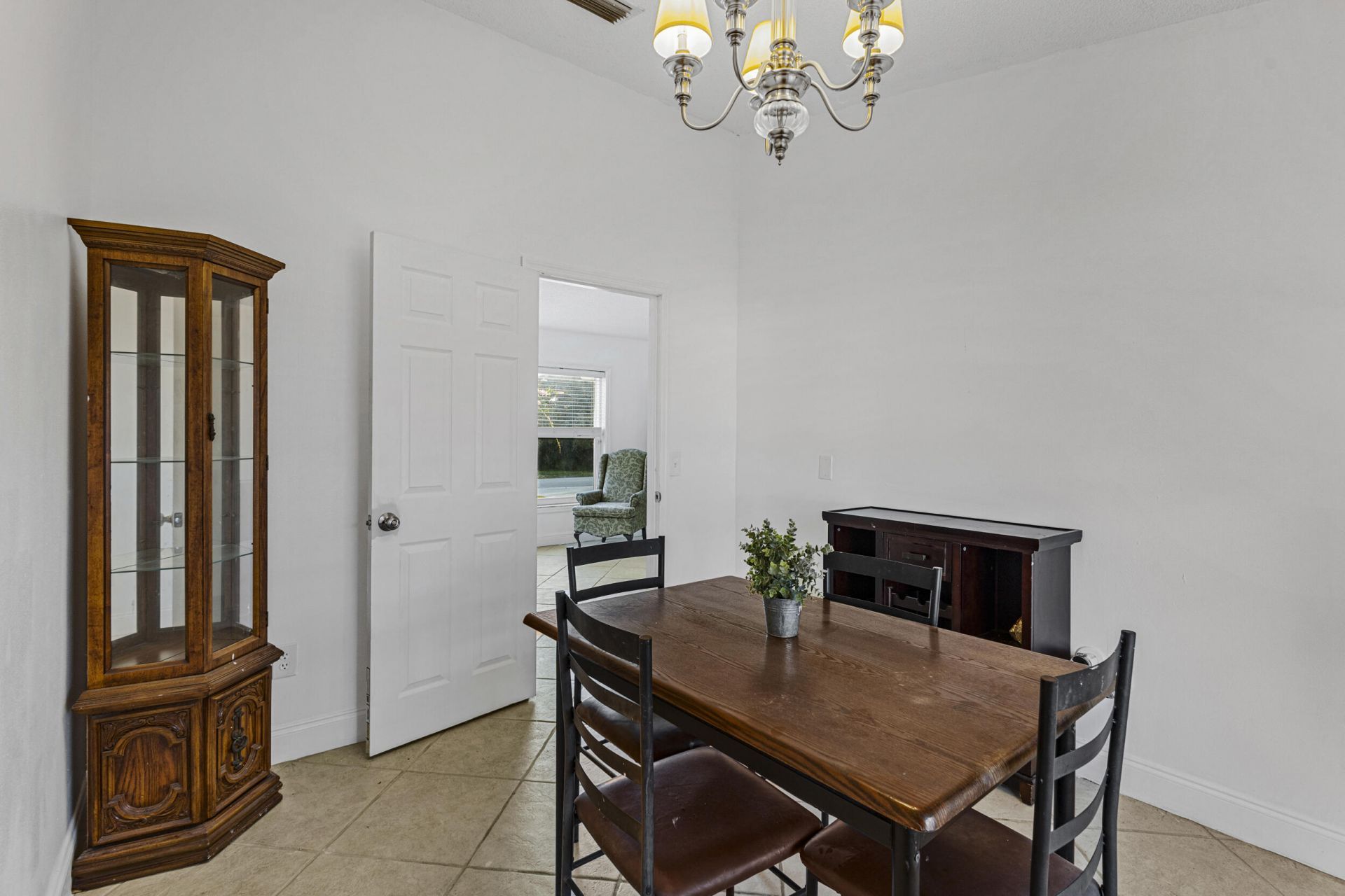 457 SW David Terrace, Port Saint Lucie, FL 34953 Photo