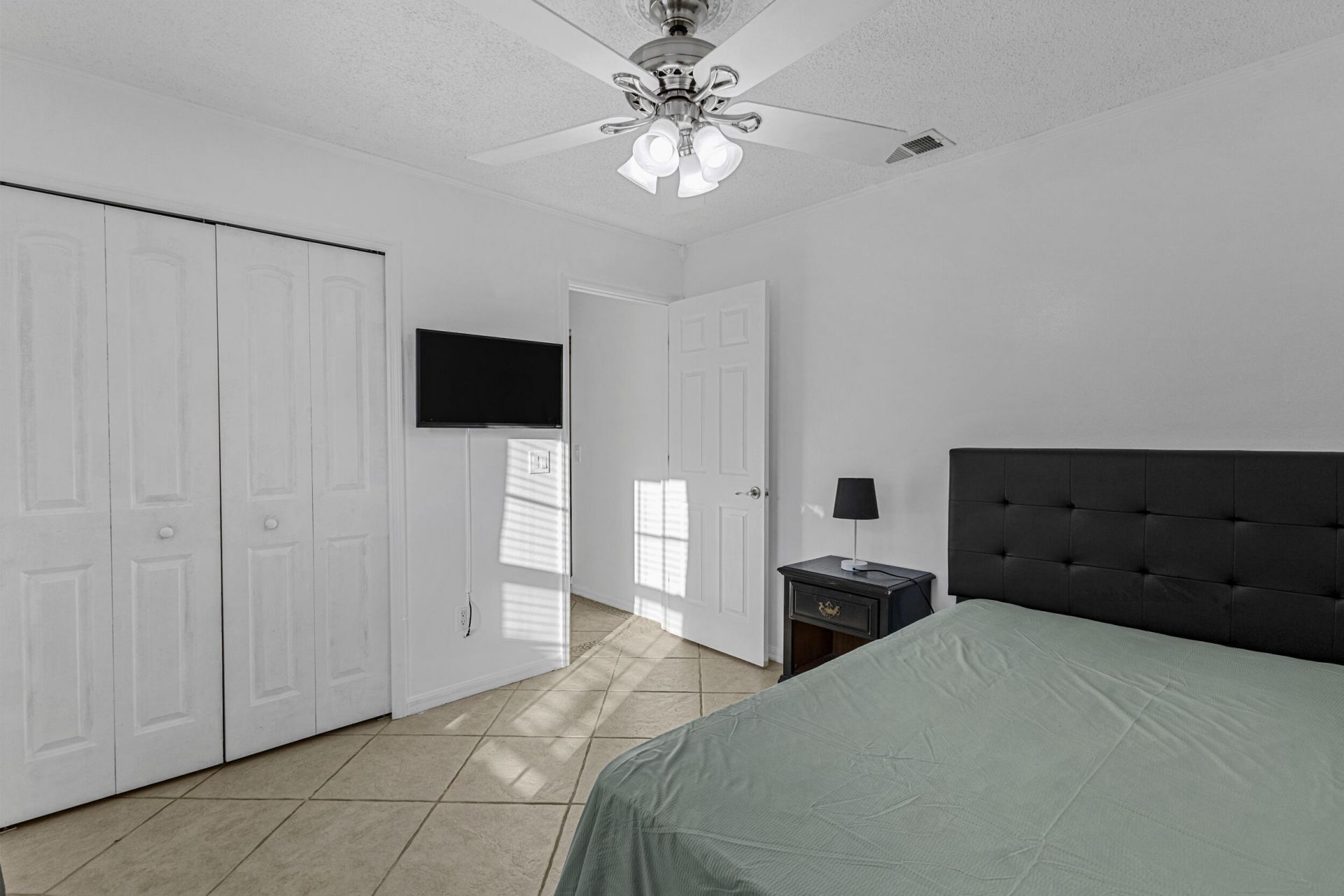 457 SW David Terrace, Port Saint Lucie, FL 34953 Photo