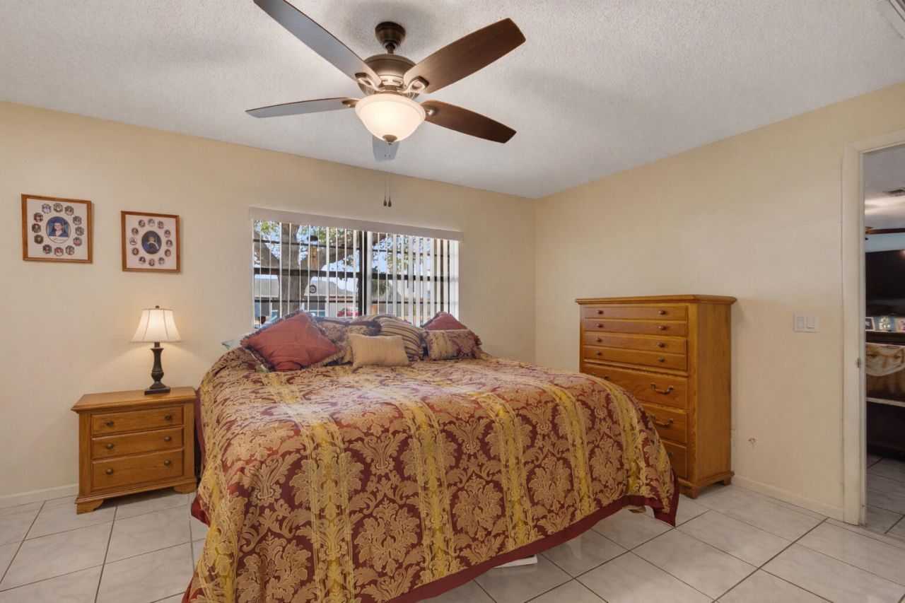 1686 SE Biddle Lane, Port Saint Lucie, FL 34983 Photo