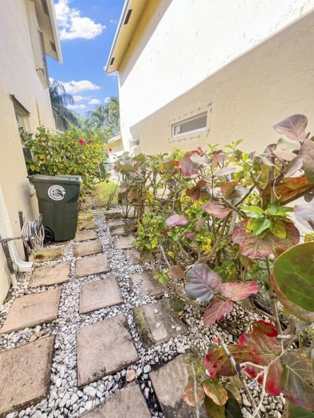 2311 NW 39th Ter, Coconut Creek, FL 33066 Photo