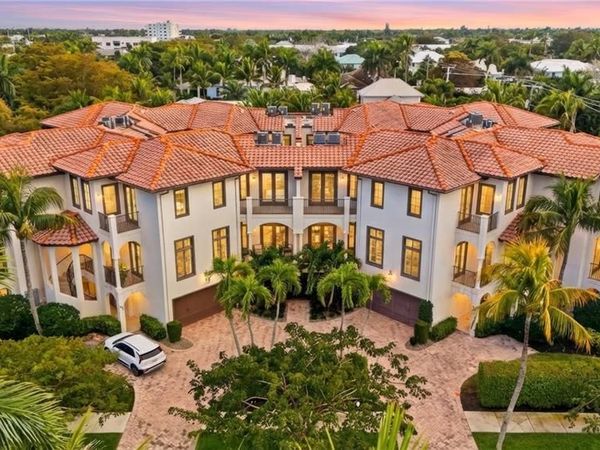 1008 7th ST S, Unit B1, NAPLES, FL 34102