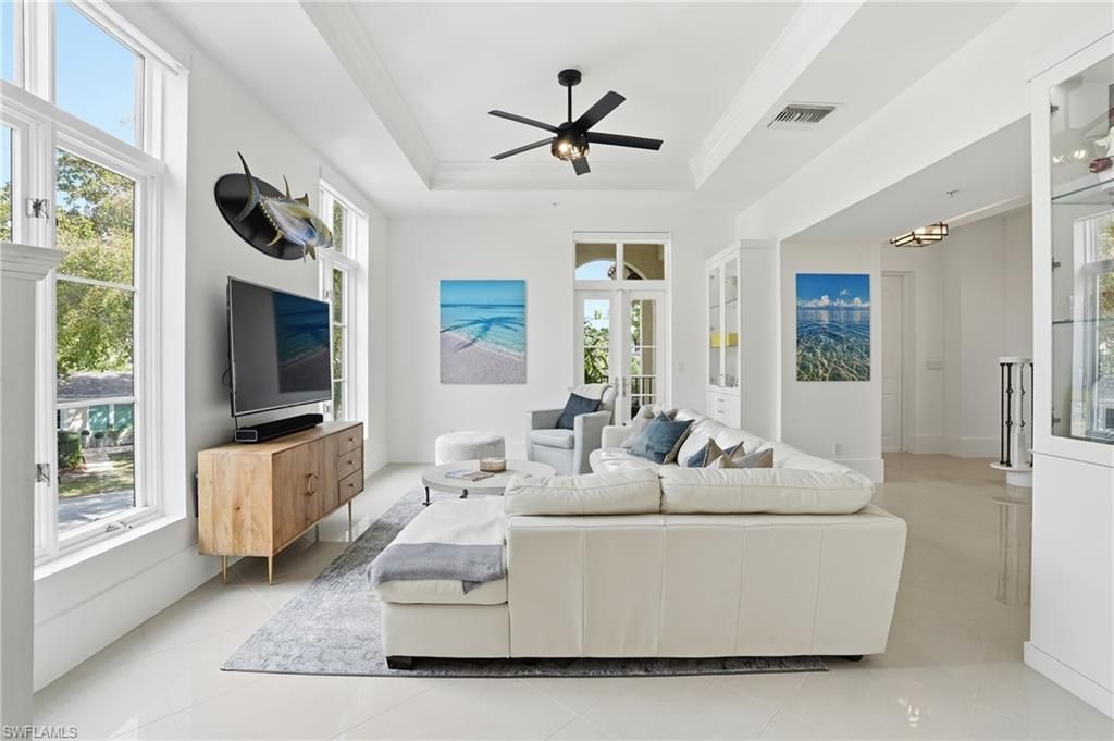 1008 7th St S, Unit B1, Naples, FL 34102 Photo