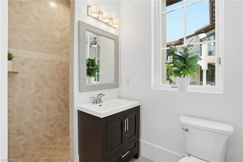 1008 7th St S, Unit B1, Naples, FL 34102 Photo