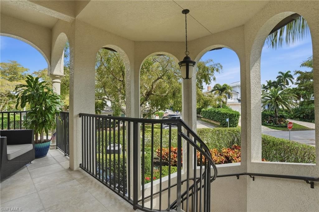 1008 7th St S, Unit B1, Naples, FL 34102 Photo