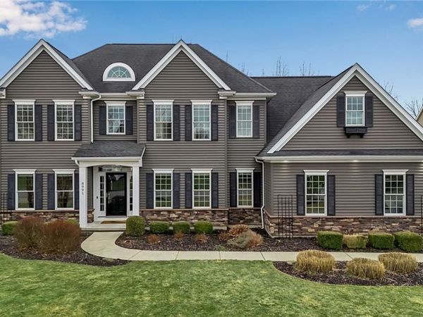 8991 Wicklow Manor, Clarence Center, NY 14032