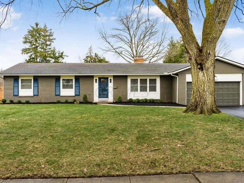 2850 Pickwick Drive, Upper Arlington, OH 43221 Photo 2