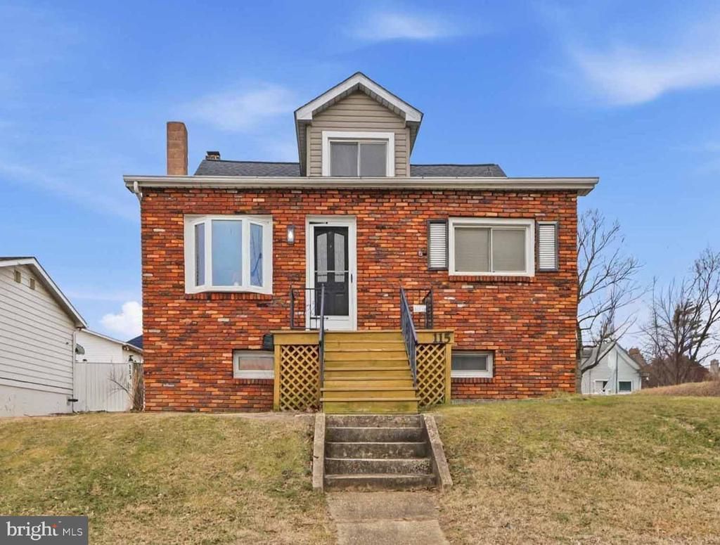115 9th Avenue, Baltimore, MD 21225 Main Photo