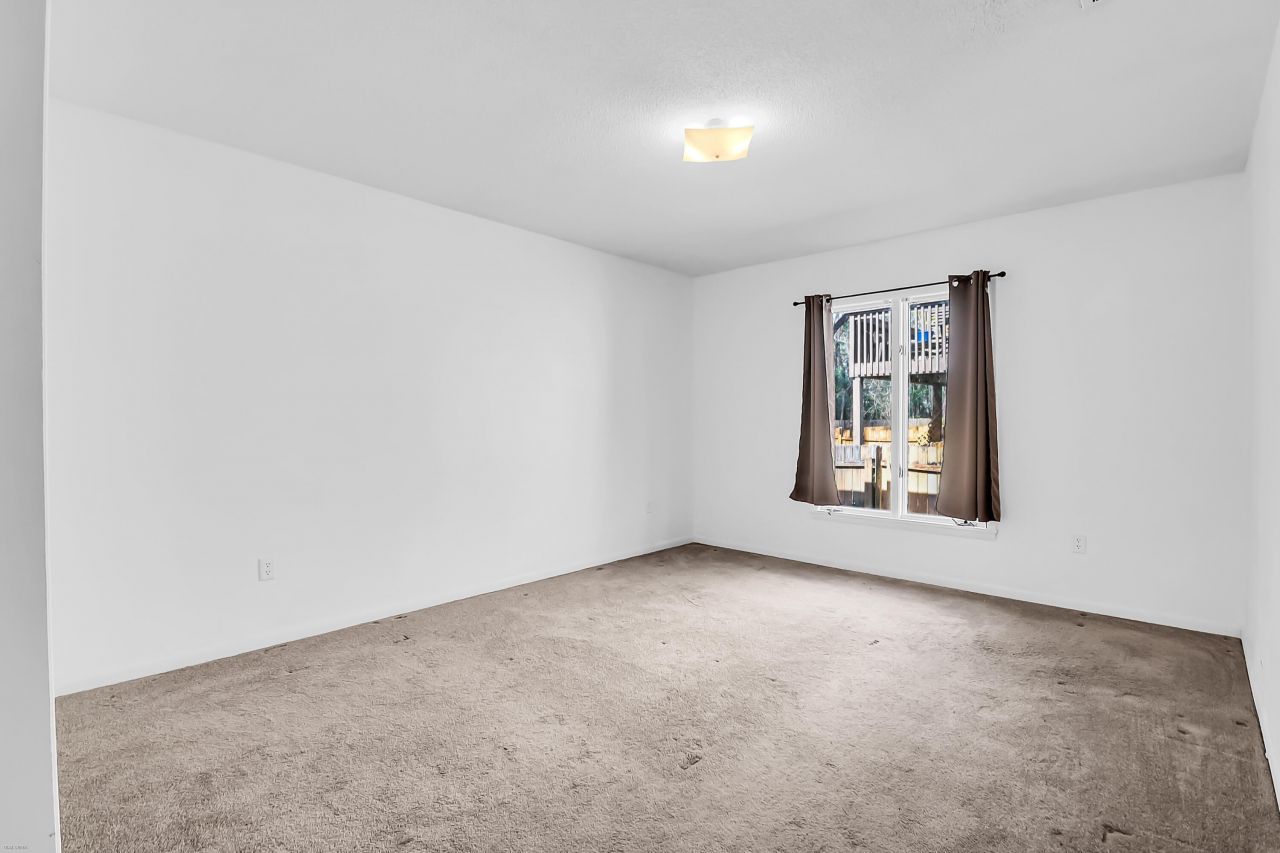 1543 Theresa Drive Photo 21