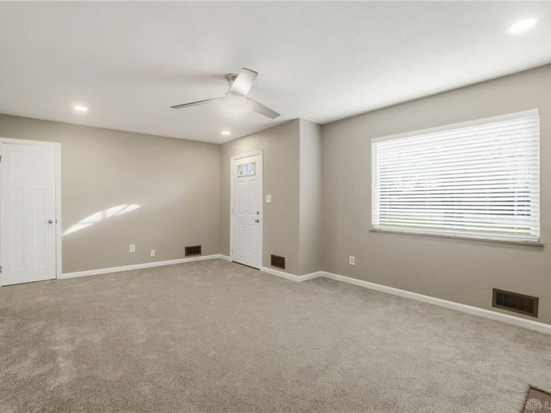 318 E Central Avenue, Springboro, OH 45066 Photo 5