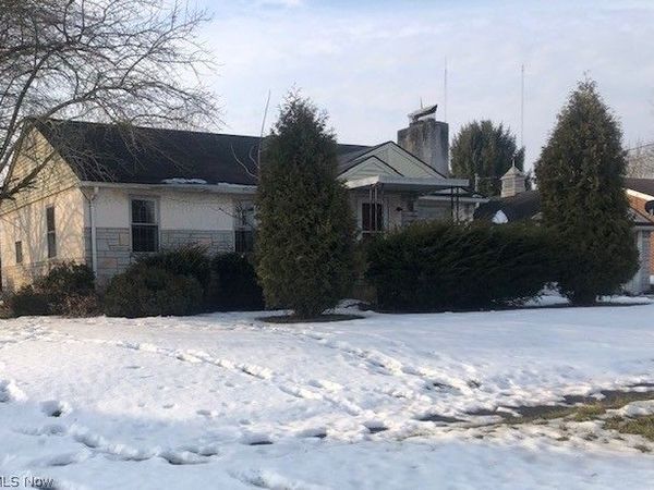 1351 Ivanhoe, Youngstown, OH 44502