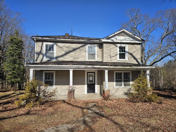 3793 SMITH MOUNTAIN LAKE PKWY , Huddleston, VA 24104