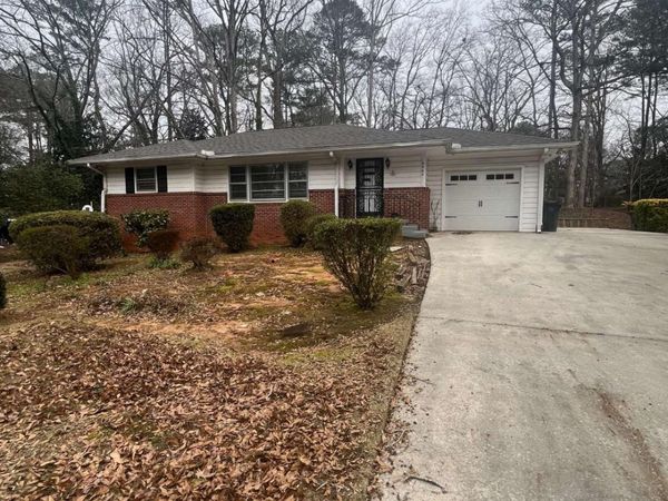 2560 Wood Valley Drive, East Point, GA 30344