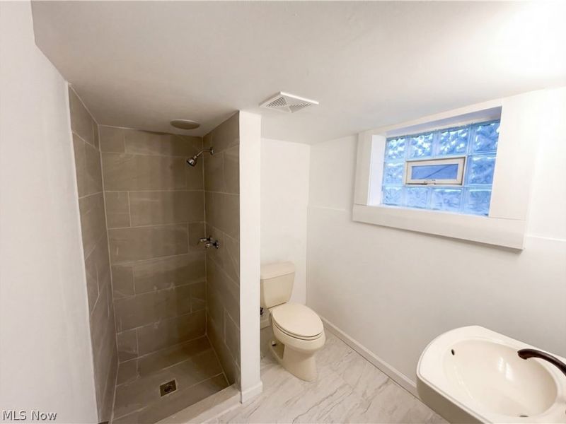 1223 Florida Avenue, Akron, OH 44314 Photo 13