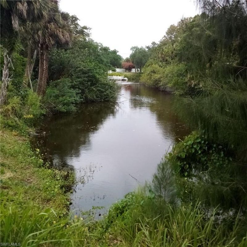 371 N Riverview St, Labelle, FL 33935 Photo