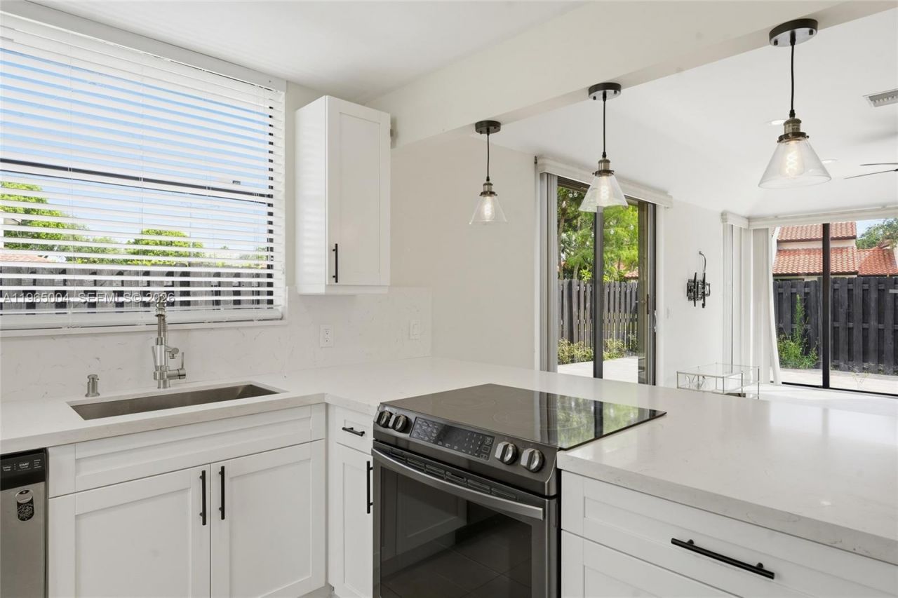 5726 Fox Hollow Dr, Unit A, Boca Raton, FL 33486 Photo
