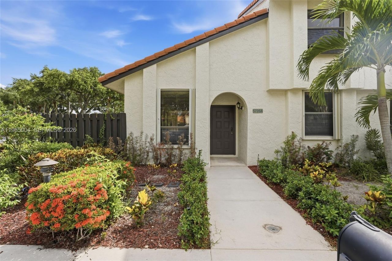5726 Fox Hollow Dr, Unit A, Boca Raton, FL 33486 Photo