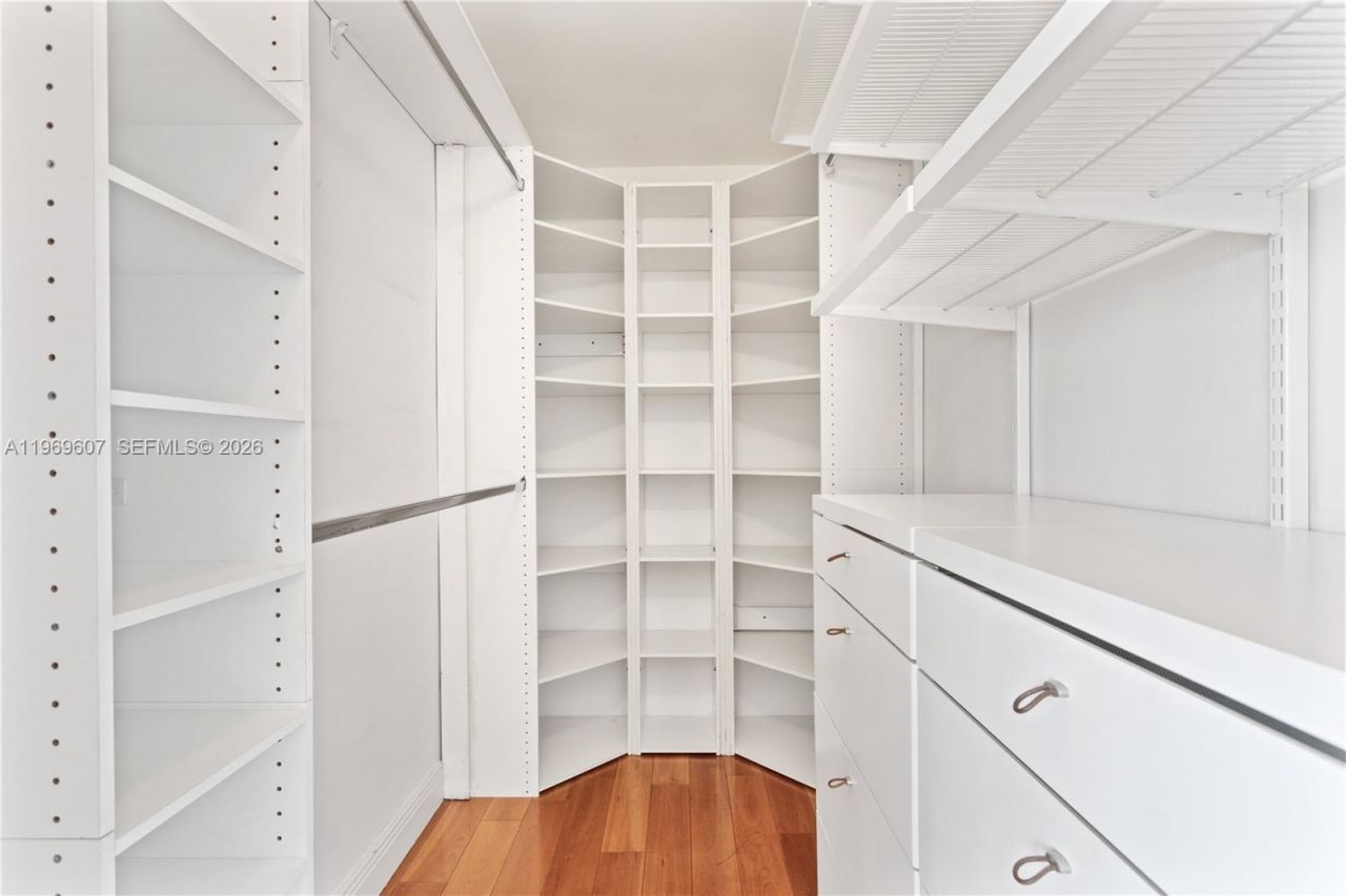 1000 Venetian Way , Unit 301, Miami, FL 33139 Photo