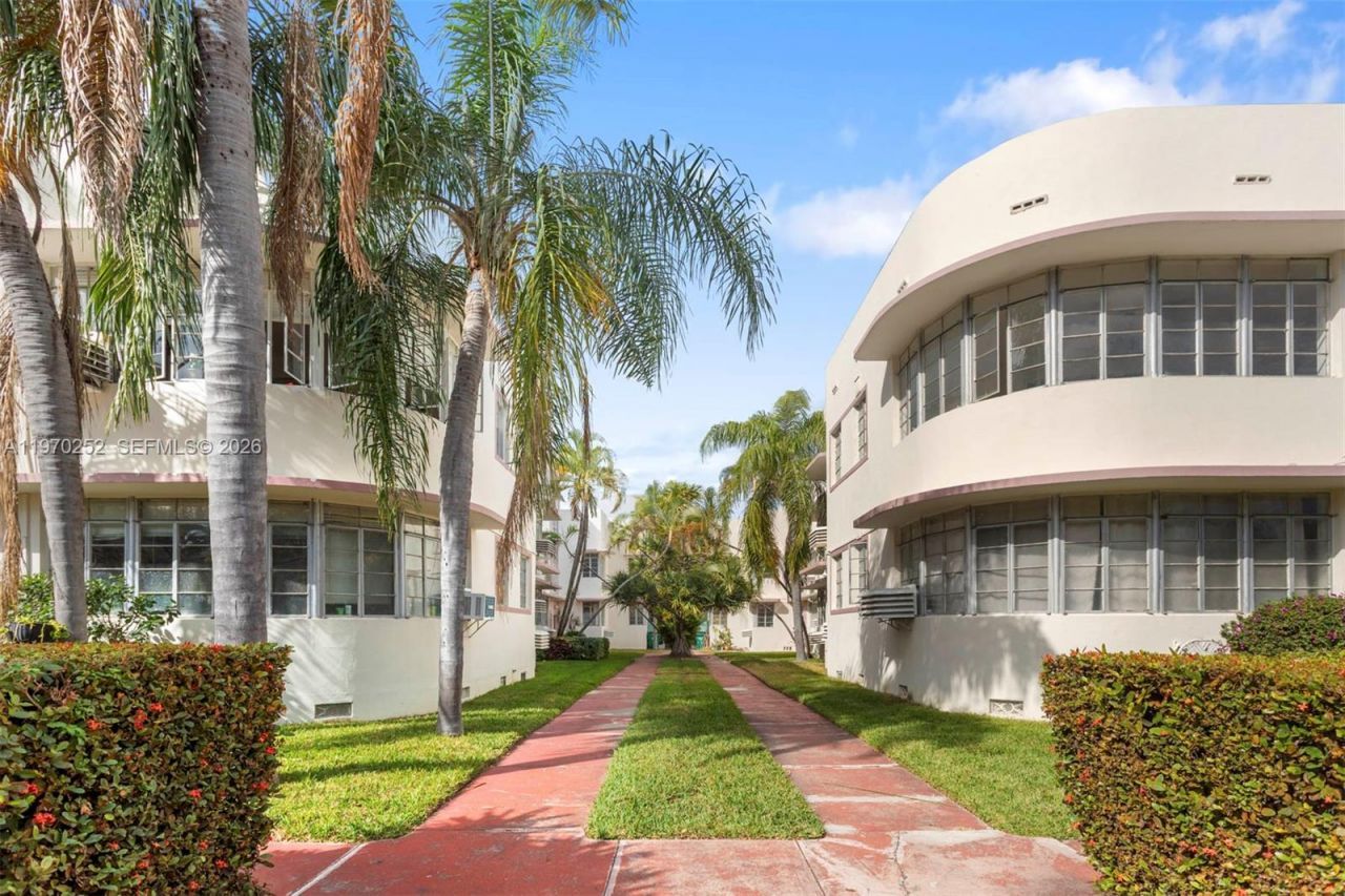 1044 Michigan Ave , Unit 30, Miami Beach, FL 33139 Photo