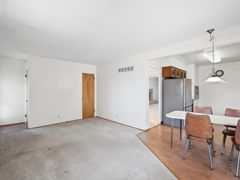 6639 Plantation Way, Cincinnati, OH 45224 Photo 18