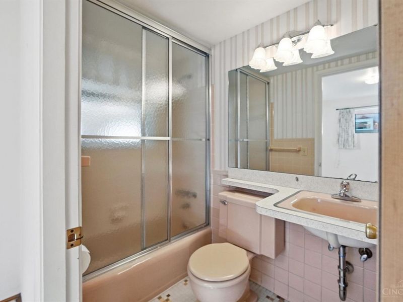 6639 Plantation Way, Cincinnati, OH 45224 Photo 23