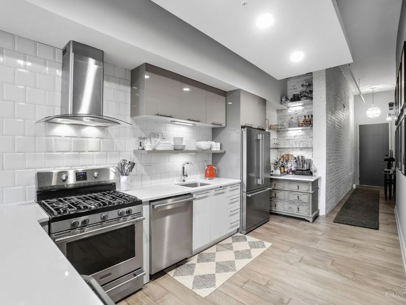 813 Broadway Street, Unit 404, Cincinnati, OH 45202 Photo 13