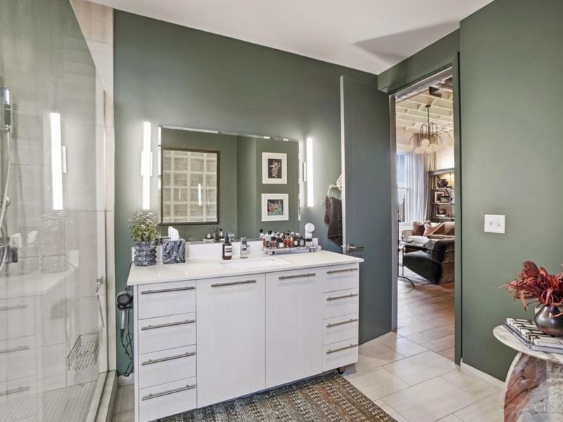 813 Broadway Street, Unit 404, Cincinnati, OH 45202 Photo 33