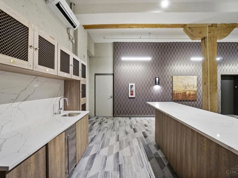 813 Broadway Street, Unit 404, Cincinnati, OH 45202 Photo 44