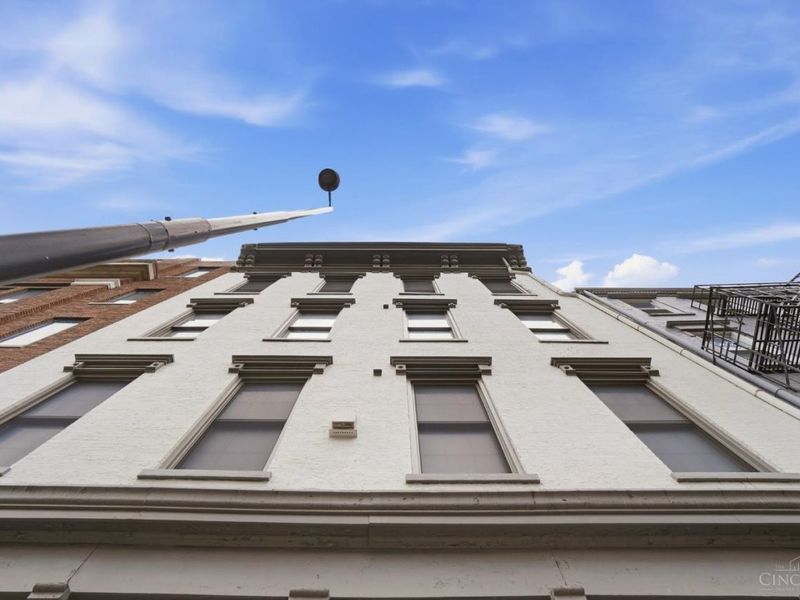813 Broadway Street, Unit 404, Cincinnati, OH 45202 Photo 5
