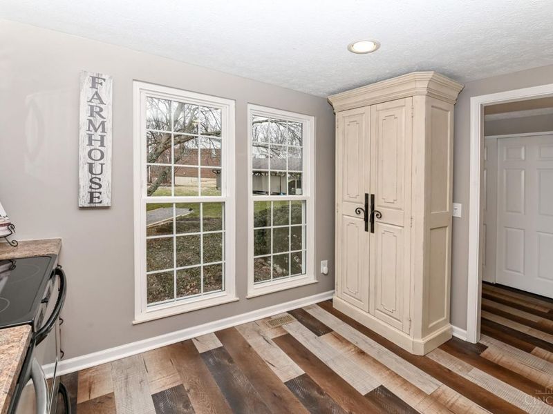 10802 Lakehurst Court, Unit 114, Sycamore Township, OH 45242 Photo 11