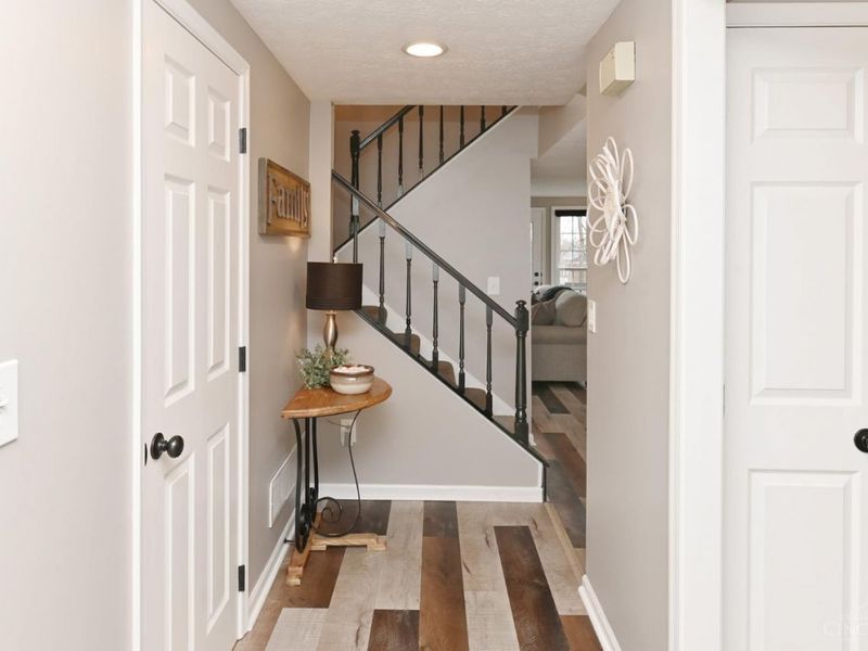 10802 Lakehurst Court, Unit 114, Sycamore Township, OH 45242 Photo 5