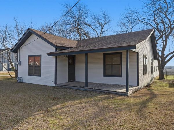 1101 S Main Street, West, TX 76691