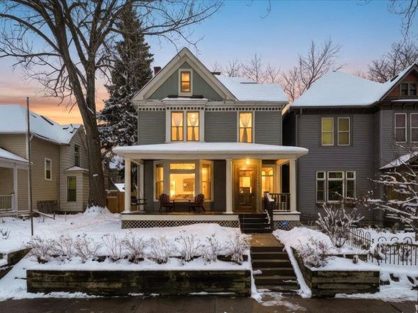 674 Holly Avenue, Saint Paul, MN 55104