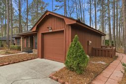 100 Timberline Dr. photo 4