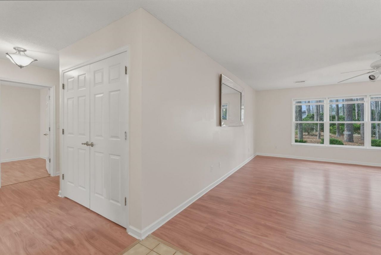 100 Timberline Dr. Photo 22