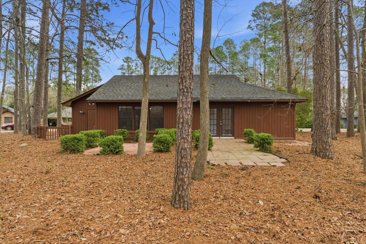 100 Timberline Dr. Photo 25