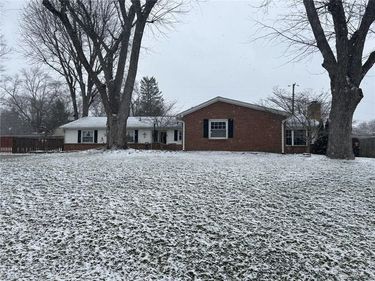 2415 Tennyson Drive, Bellbrook, OH 45305