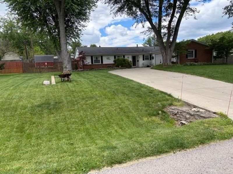 2415 Tennyson Drive, Bellbrook, OH 45305 Photo 2