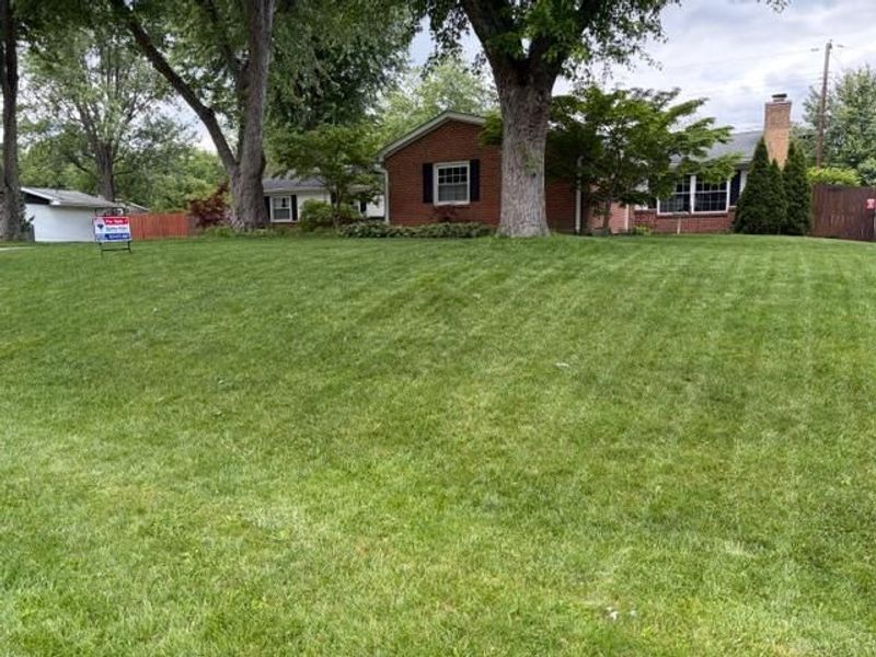 2415 Tennyson Drive, Bellbrook, OH 45305 Photo 3